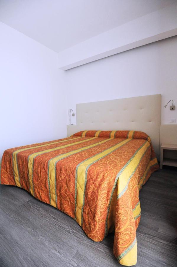 Hotel Marzia Holiday Queen Caorle Exterior photo