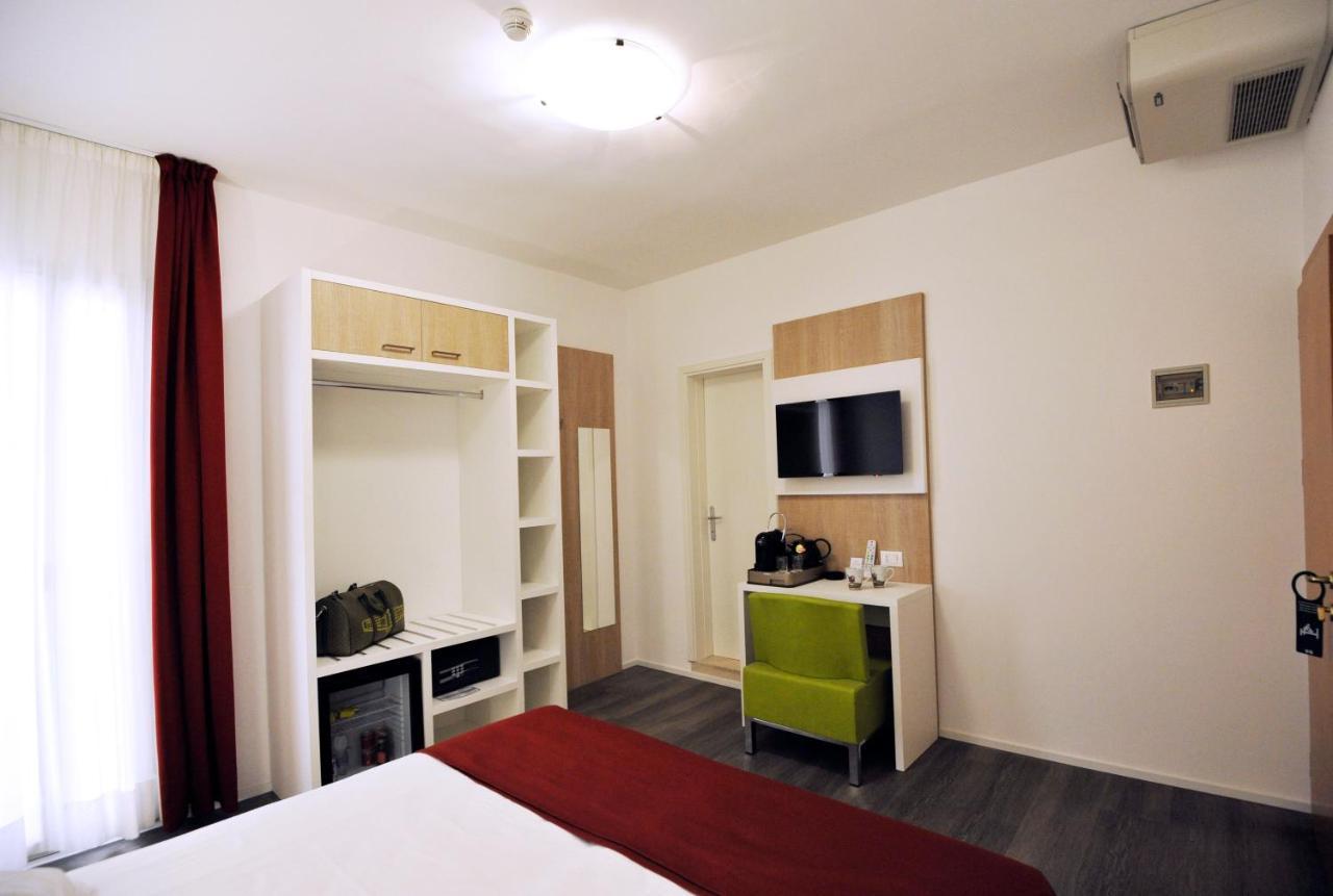 Hotel Marzia Holiday Queen Caorle Exterior photo