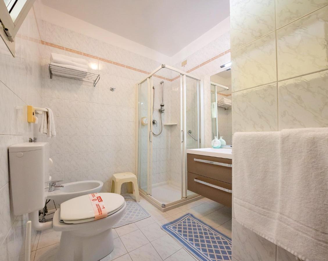 Hotel Marzia Holiday Queen Caorle Exterior photo