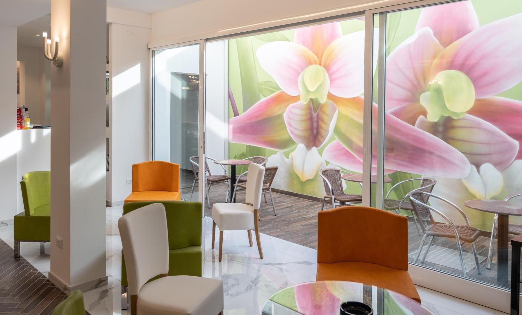 Hotel Marzia Holiday Queen Caorle Exterior photo