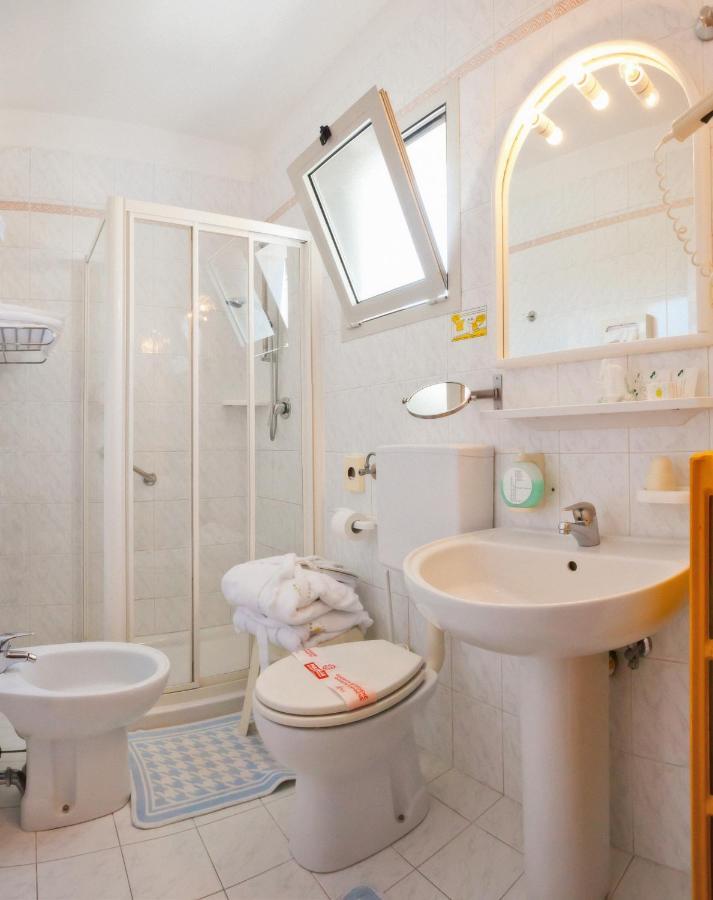 Hotel Marzia Holiday Queen Caorle Exterior photo